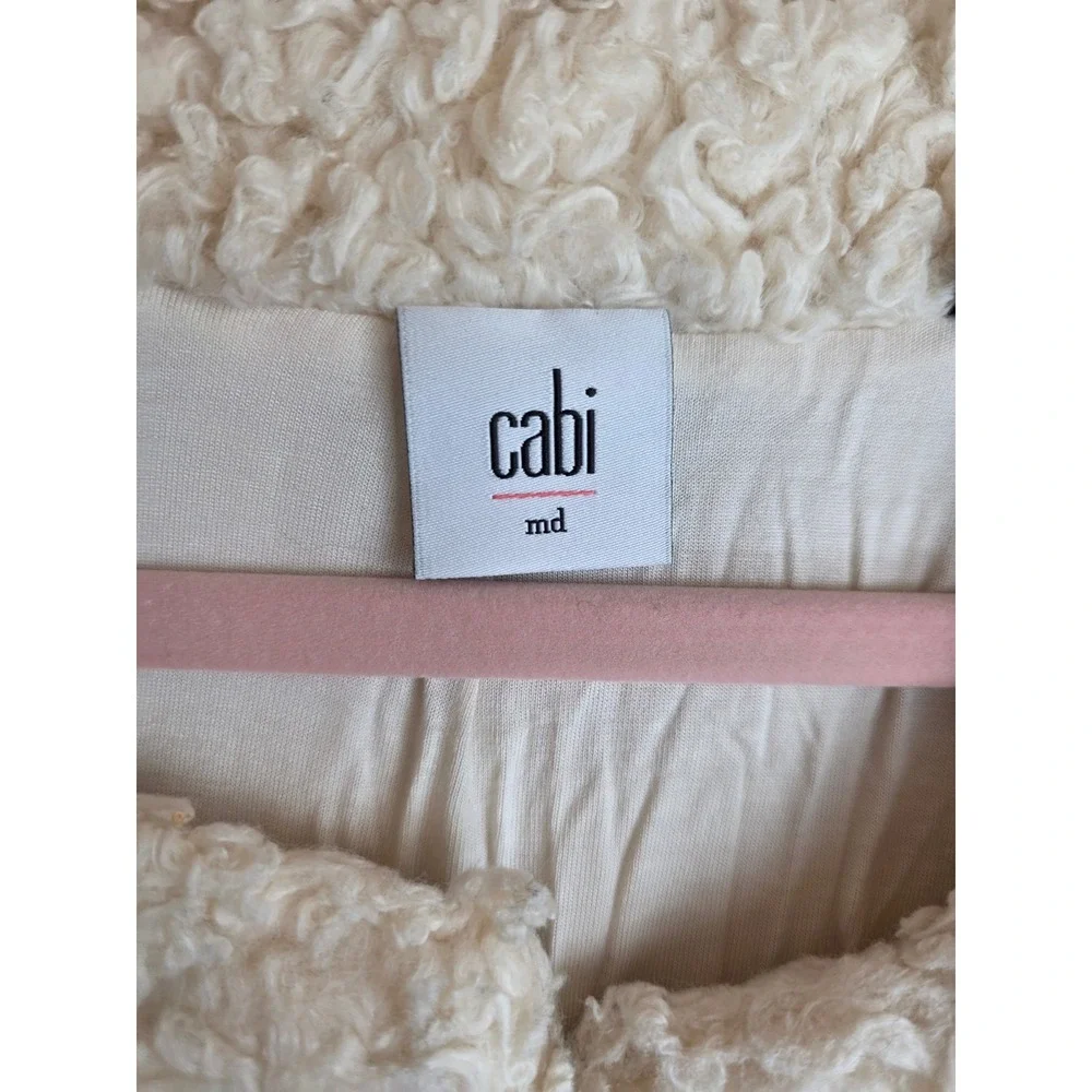 Cabi Cream‎ Textured Fuzzy Cropped Jacket Medium